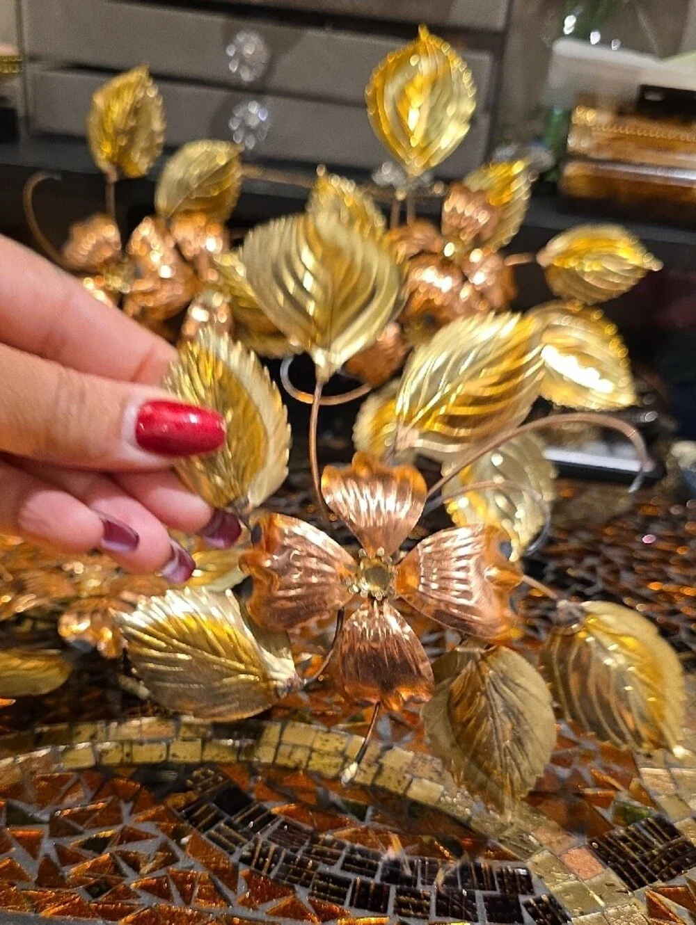 Gold Metal Leaf Wall Art Floral Décor - Elegant Home Accent